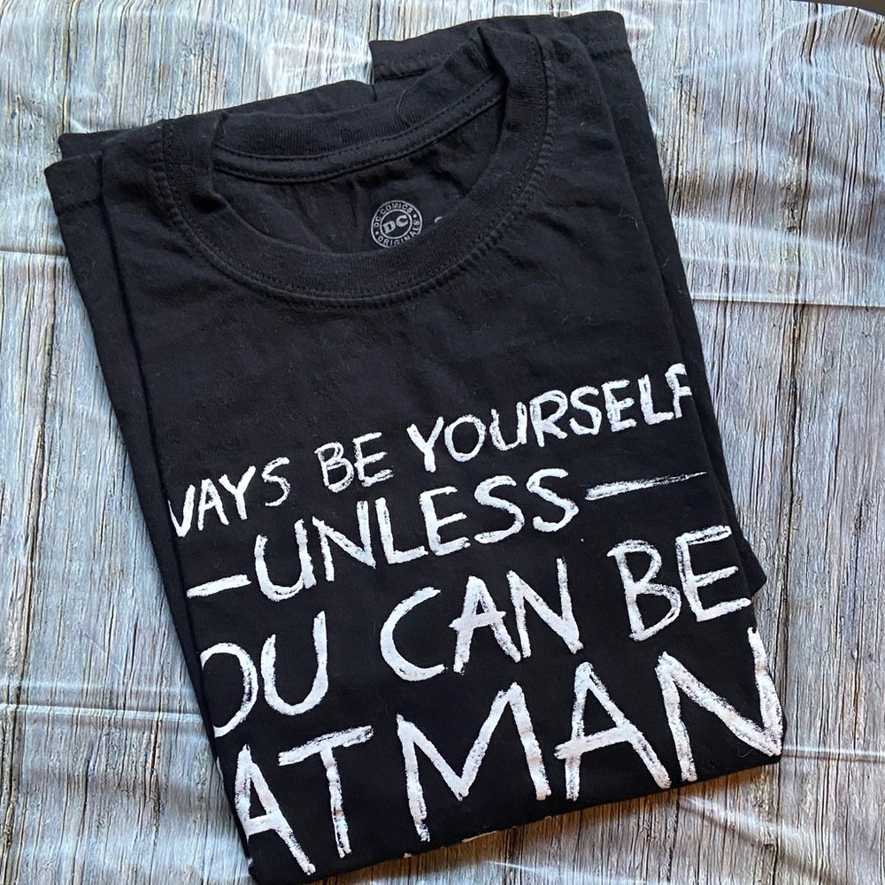 DC Comics Black 'Be Batman' Tee